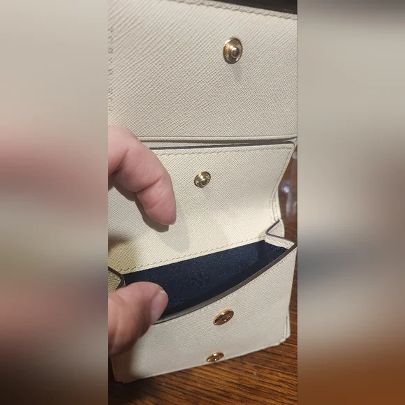 Tory Burch Wallet With Floral Design - Picture 3 of 10